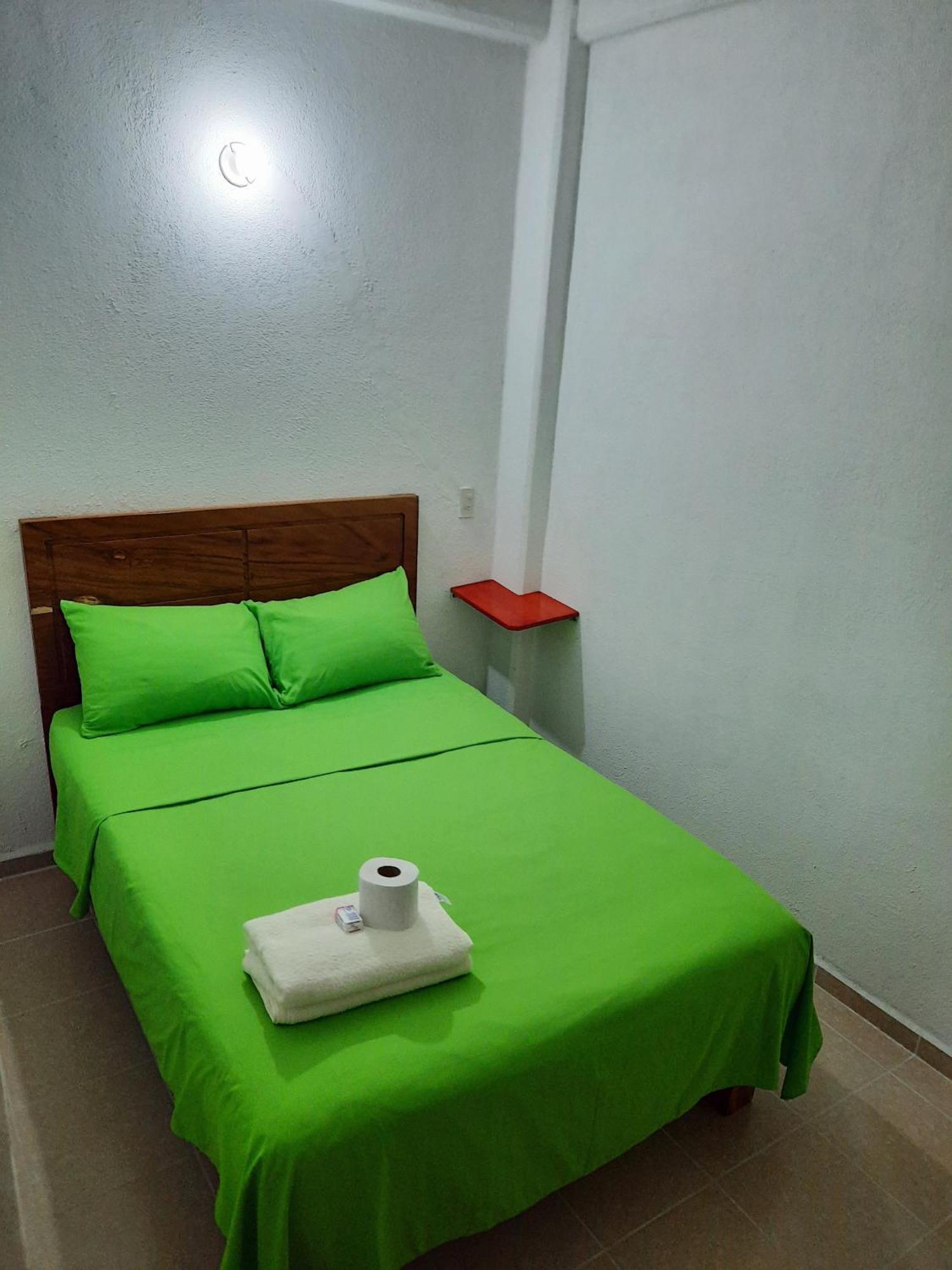 Cataviento Hotel Tecoanapa الغرفة الصورة